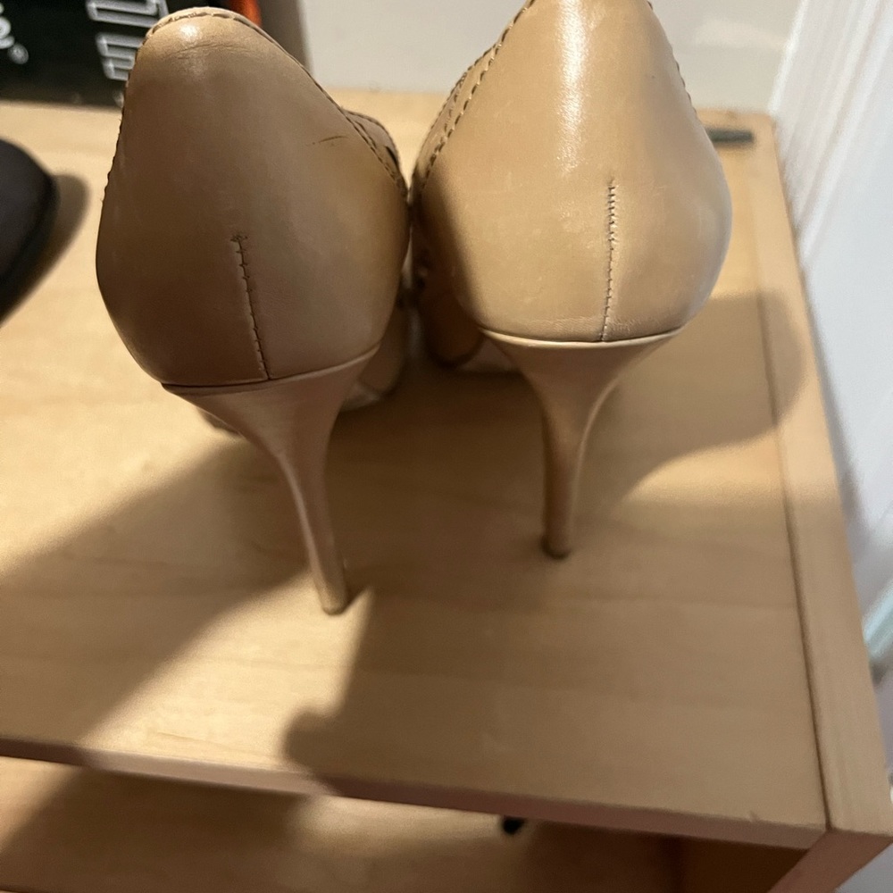 Bcbg heels - Picture 5 of 6
